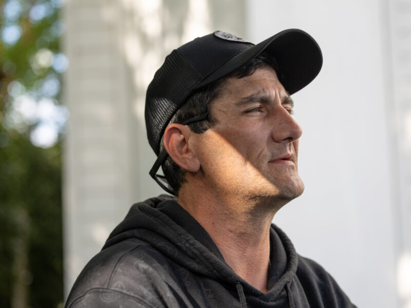 Image of Wes, a participant at the Delta Park Motel looking into the distance.